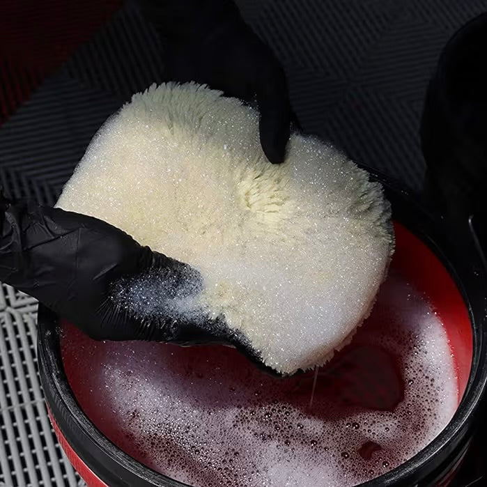 Car Washing Hand Glove with Soft Microfiber Cleaning Pad