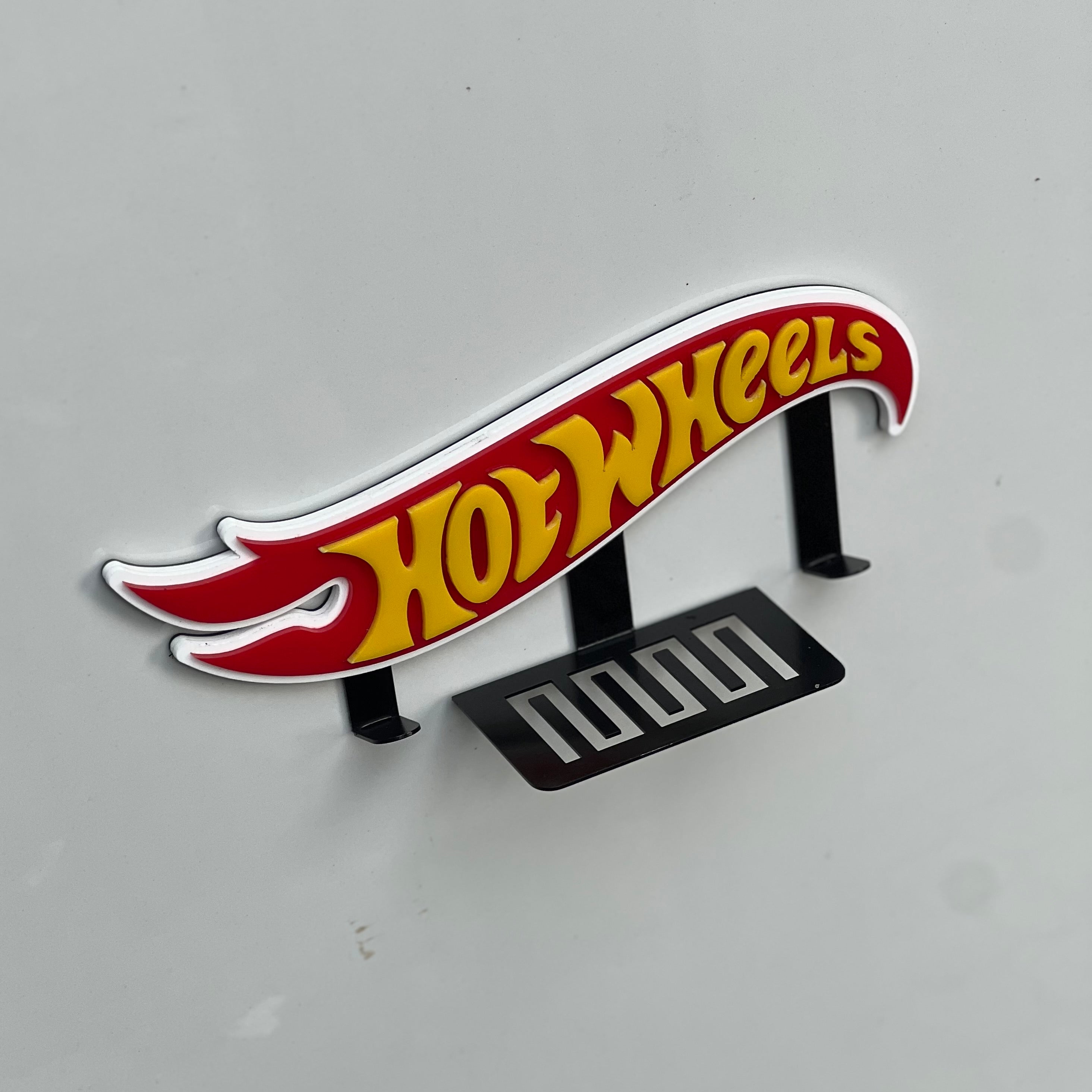 Hot Wheels Metal Key Holder with Car Stand – Premium Wall Mount Organizer